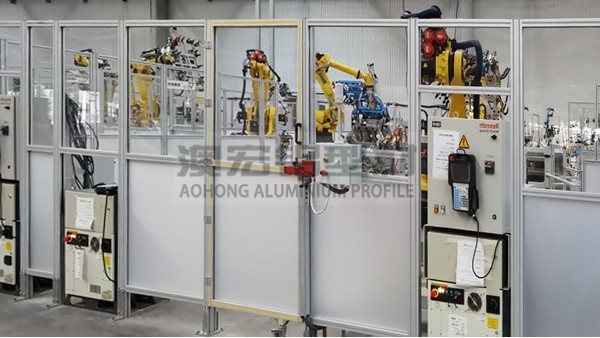 安全通透又靈活！詳解工業鋁型材圍欄的五大應用場景